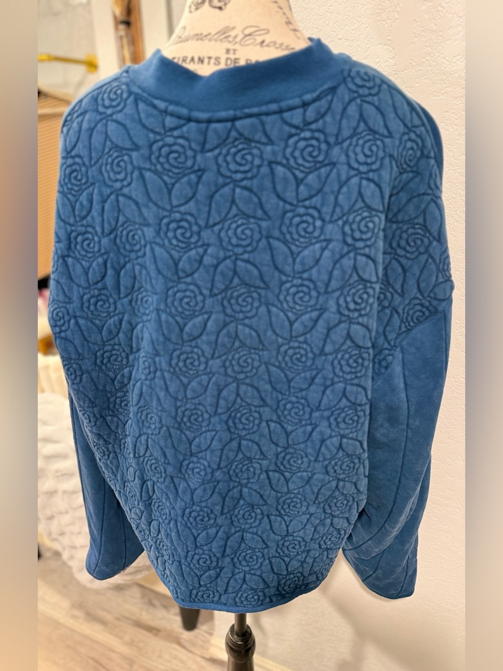 Free People Rose Front Zip Jacket Indigo Blue Floral Quilted Cotton Size L NWOT - Picture 7 of 15